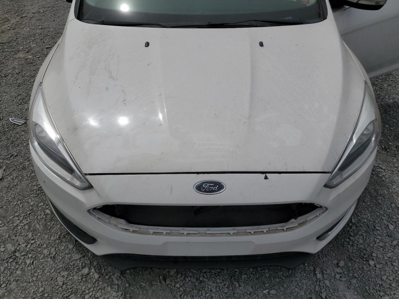 Ford Focus Titanium Image 5