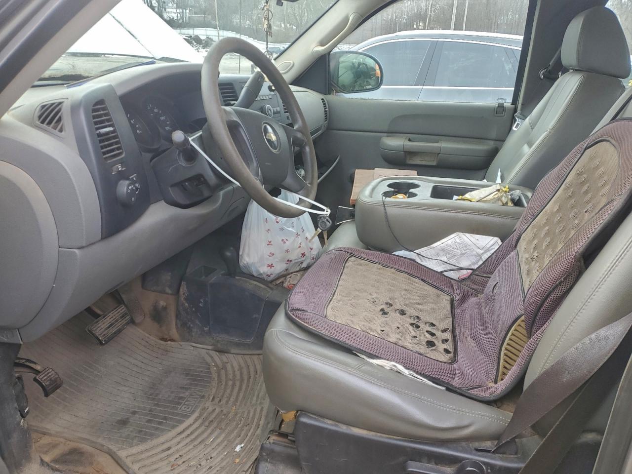 Chevrolet Silverado K1500 Image 7