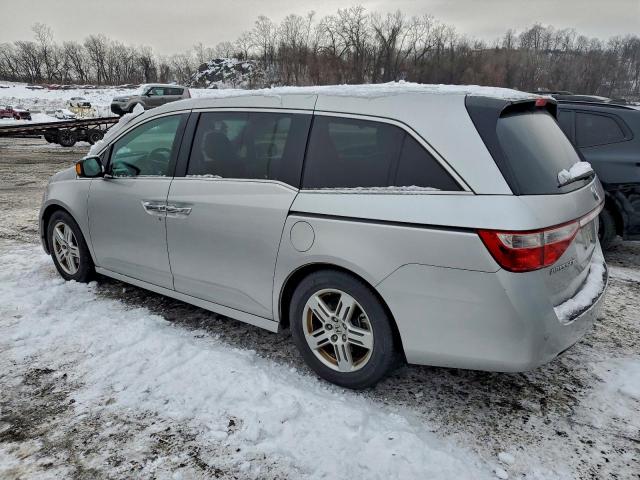 Honda Odyssey Touring Image 12