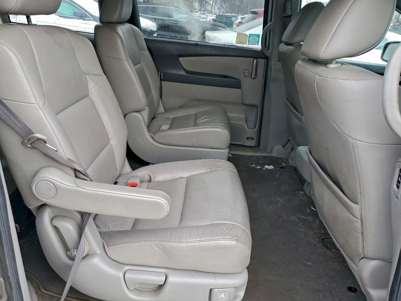 Honda Odyssey Touring Image 9