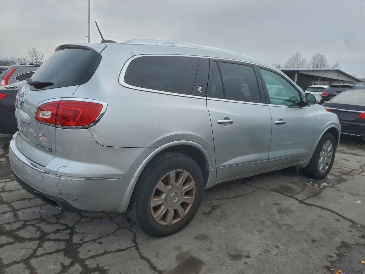 Buick Enclave Image 6
