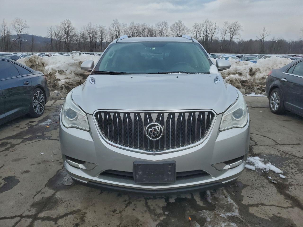 Buick Enclave Image 5