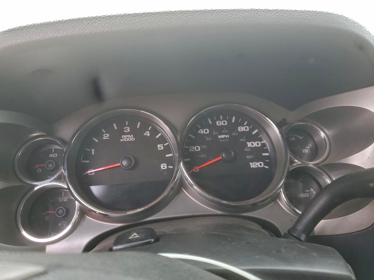 Chevrolet Silverado K1500 Lt Image 6