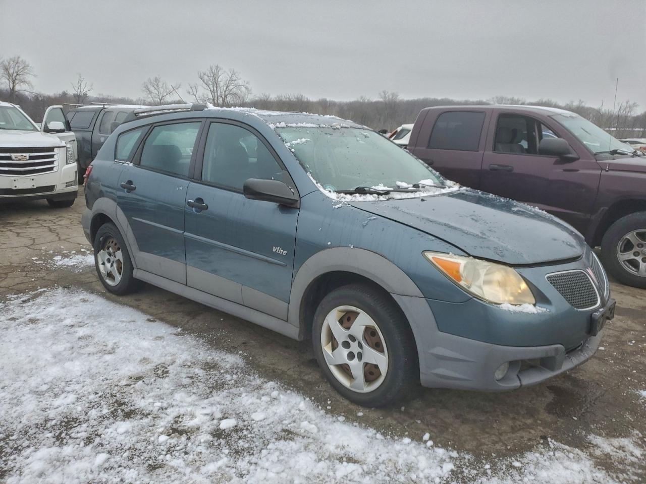 Pontiac Vibe Image 4