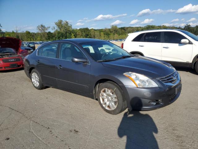 Nissan Altima Base Image 2