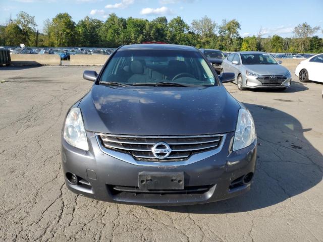 Nissan Altima Base Image 7
