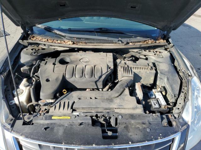 Nissan Altima Base Image 11