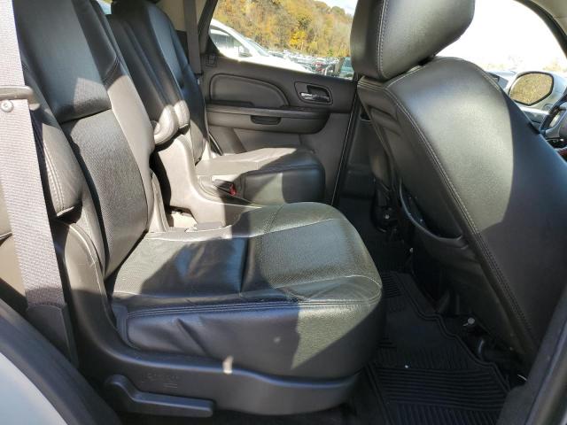 Cadillac Escalade Luxury Image 12