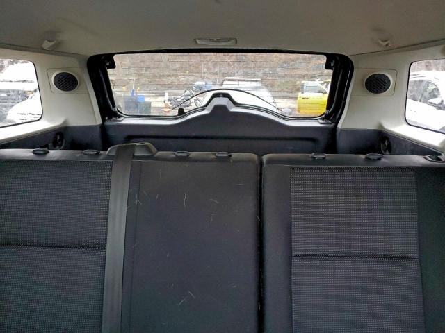 Toyota FJ Cruiser Image 13