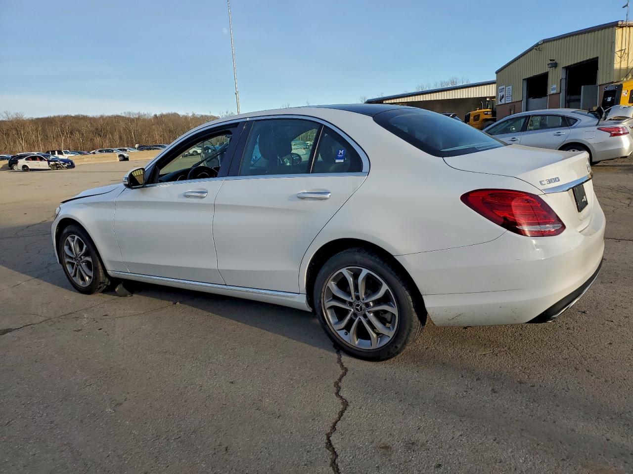 Mercedes-Benz C-Class 300 4matic Image 9