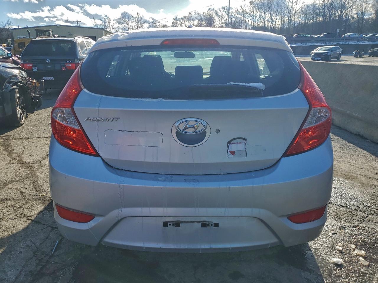 Hyundai ACCENT Gls Image 3