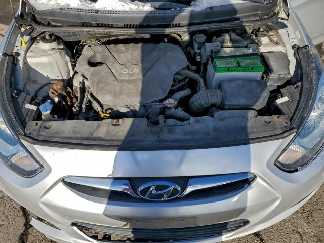 Hyundai ACCENT Gls Image 12