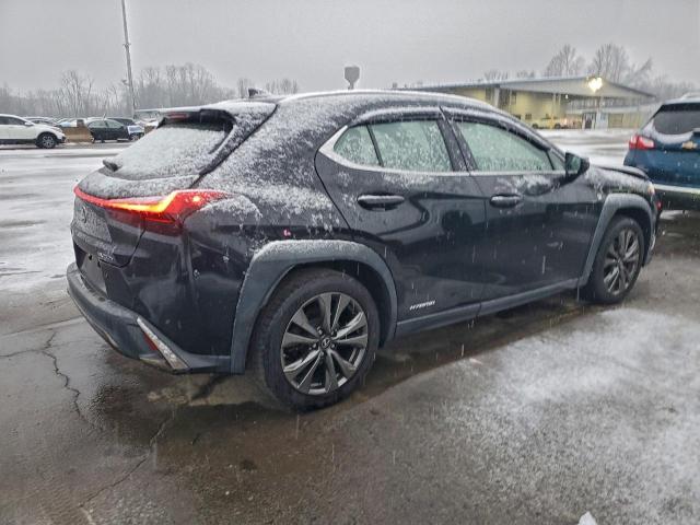 Lexus Ux 250h Image 2