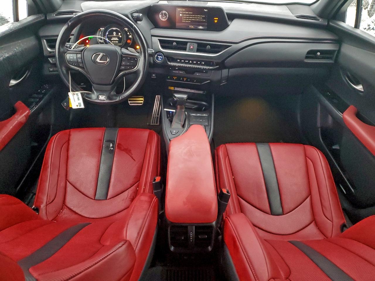 Lexus Ux 250h Image 11