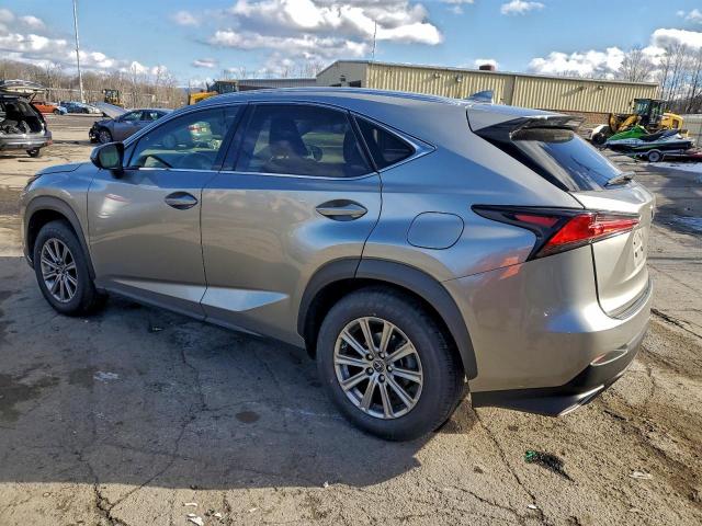 Lexus NX 300 Base Image 3