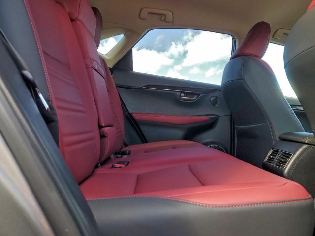 Lexus NX 300 Base Image 11