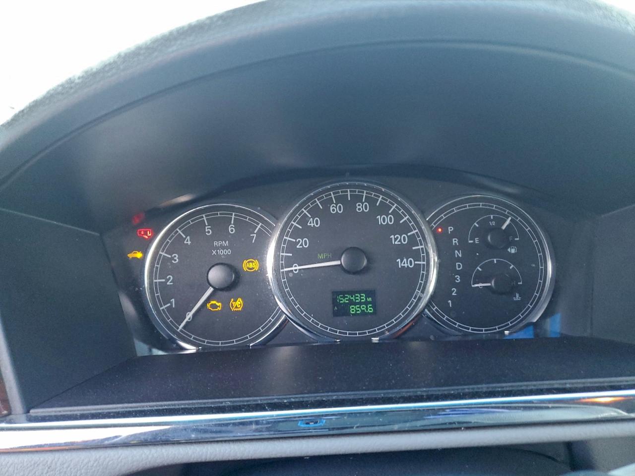 Buick LaCrosse Cx Image 9