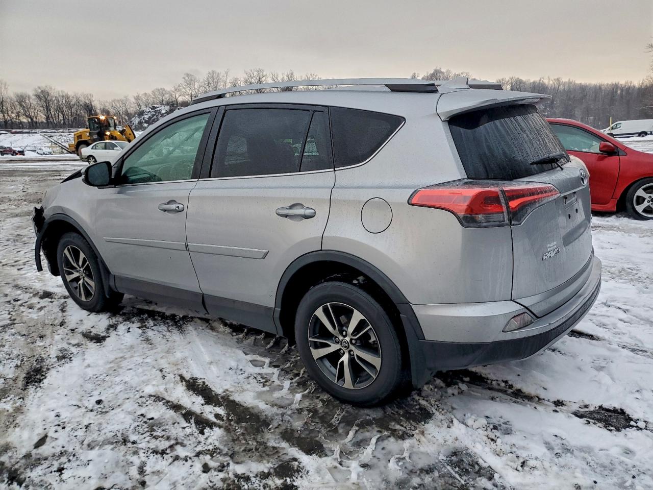 Toyota RAV4 Adventure Image 2