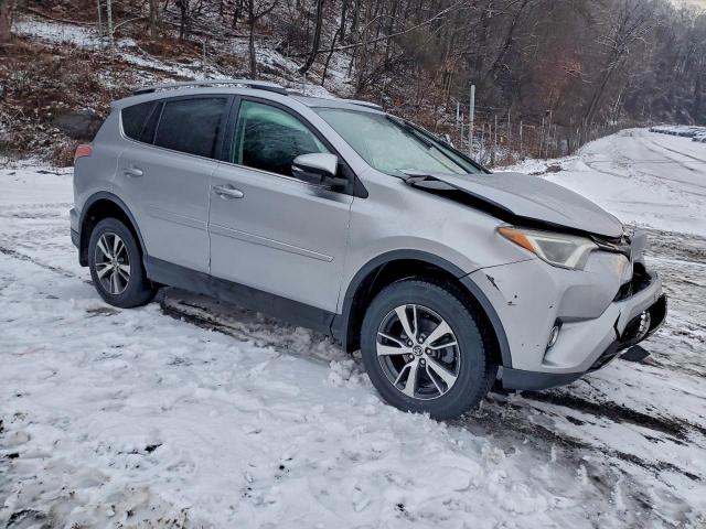 Toyota RAV4 Adventure Image 4