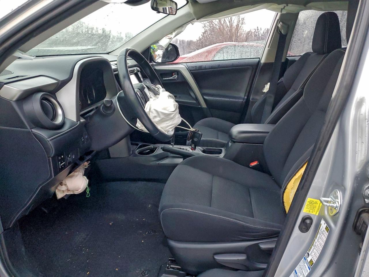 Toyota RAV4 Adventure Image 8