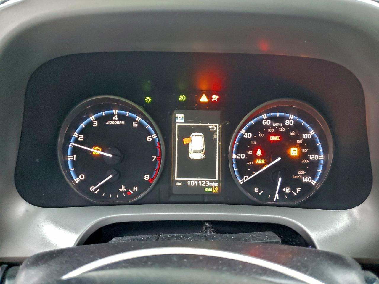 Toyota RAV4 Adventure Image 6