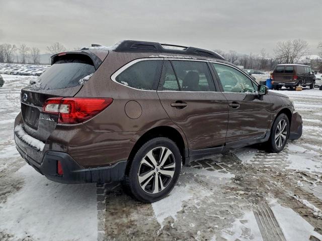 Subaru Outback 2.5i Limited Image 2
