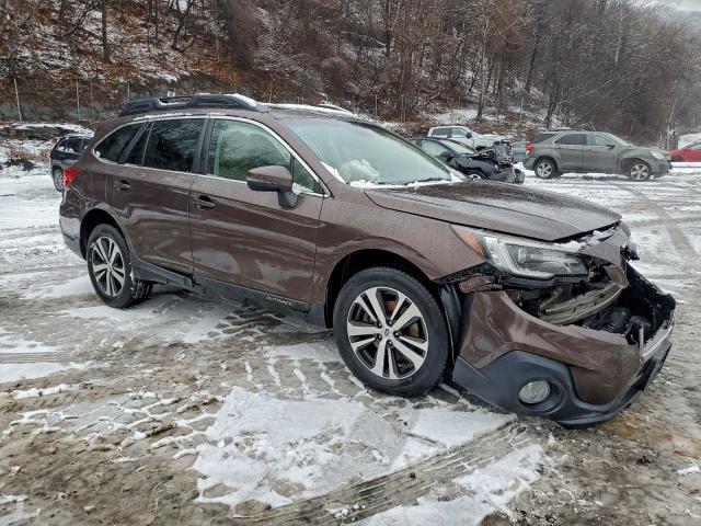 Subaru Outback 2.5i Limited Image 3