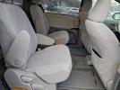 Toyota Sienna Le Image 13