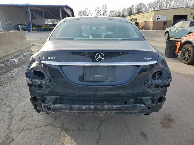 Mercedes-Benz C-Class 300 4matic Image 6