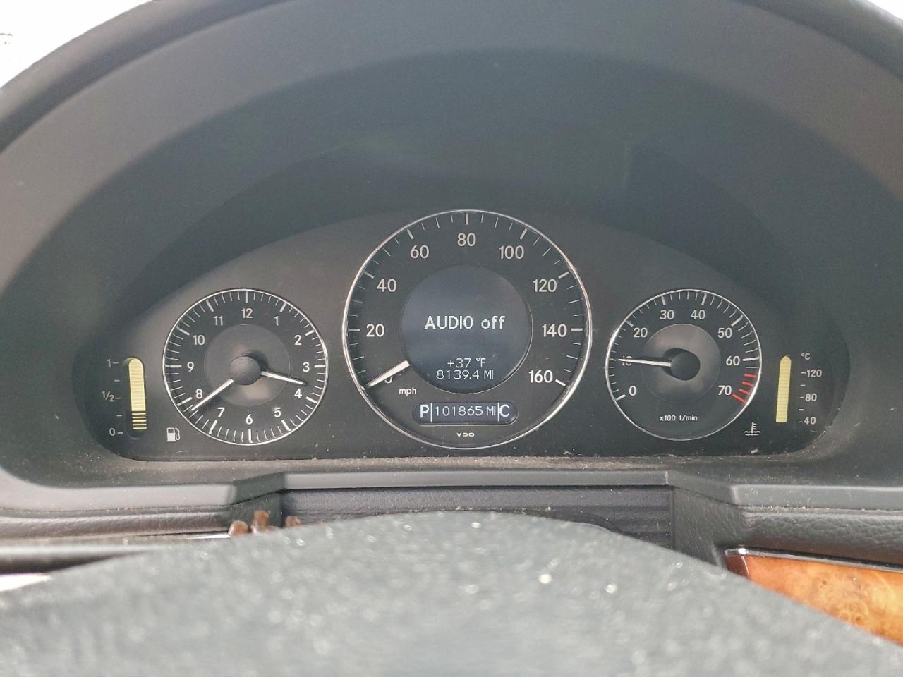 Mercedes-Benz E-Class 350 4matic Image 8