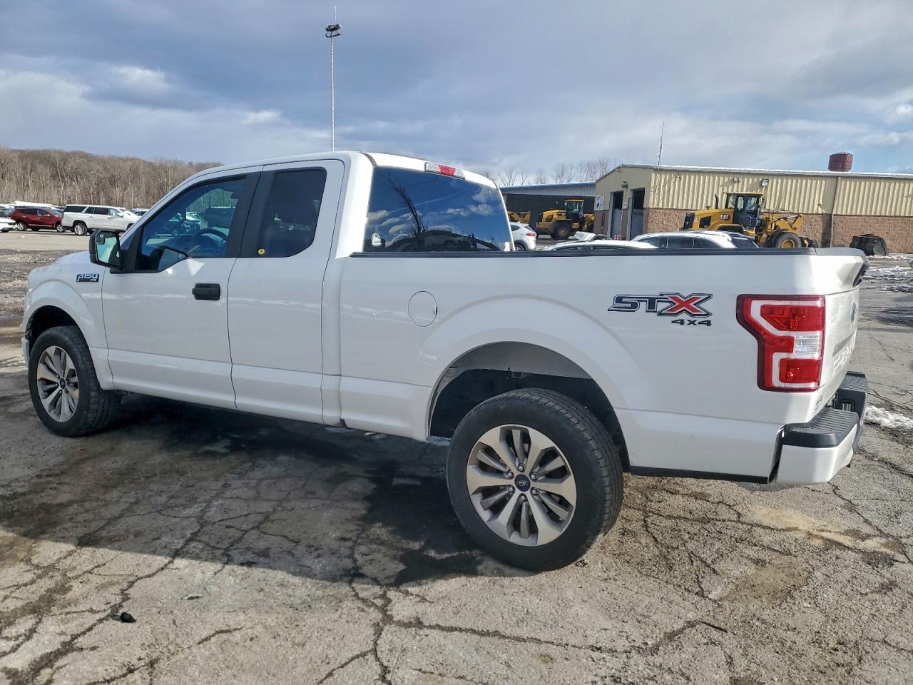 Ford F-150 Super Cab Image 10