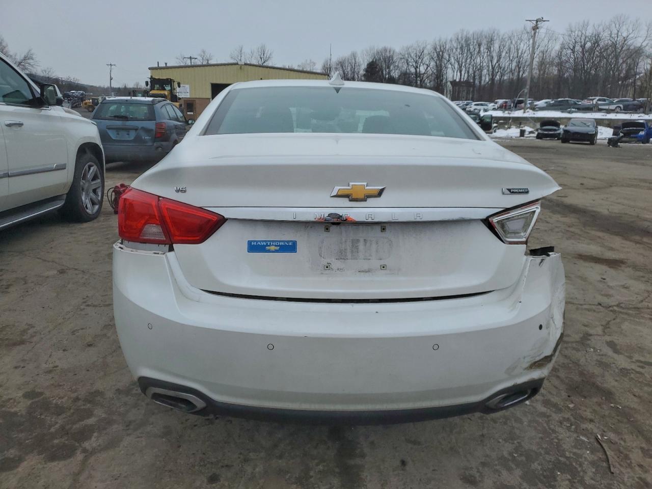 Chevrolet Impala Premier Image 12