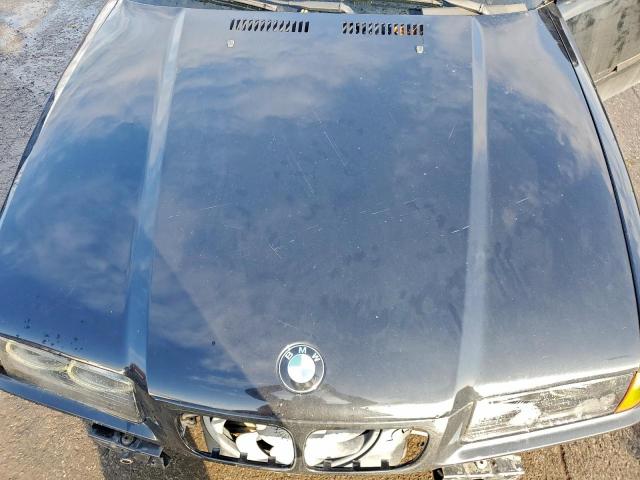 BMW 3 Series Ic Image 11