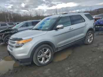  Salvage Ford Explorer