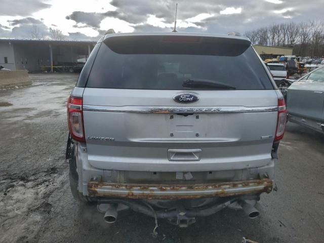 Ford Explorer Limited Image 11