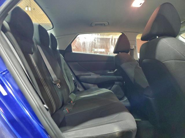 Hyundai ELANTRA Sel Image 12