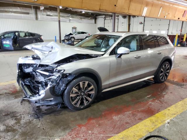 Salvage Volvo V60