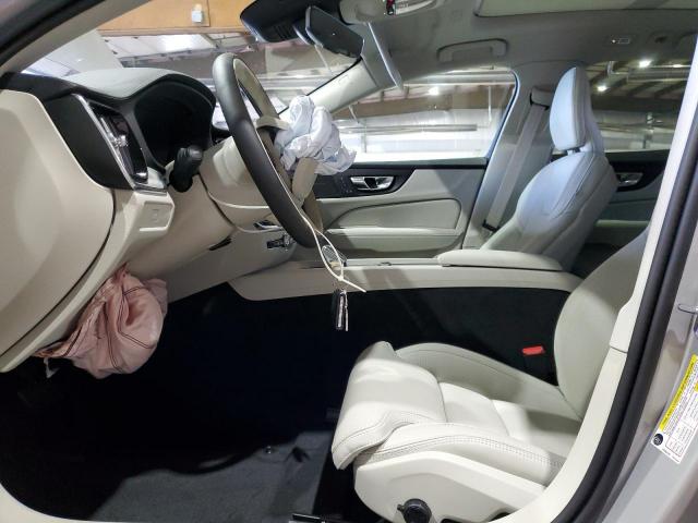 Volvo V60 Ultra Image 12