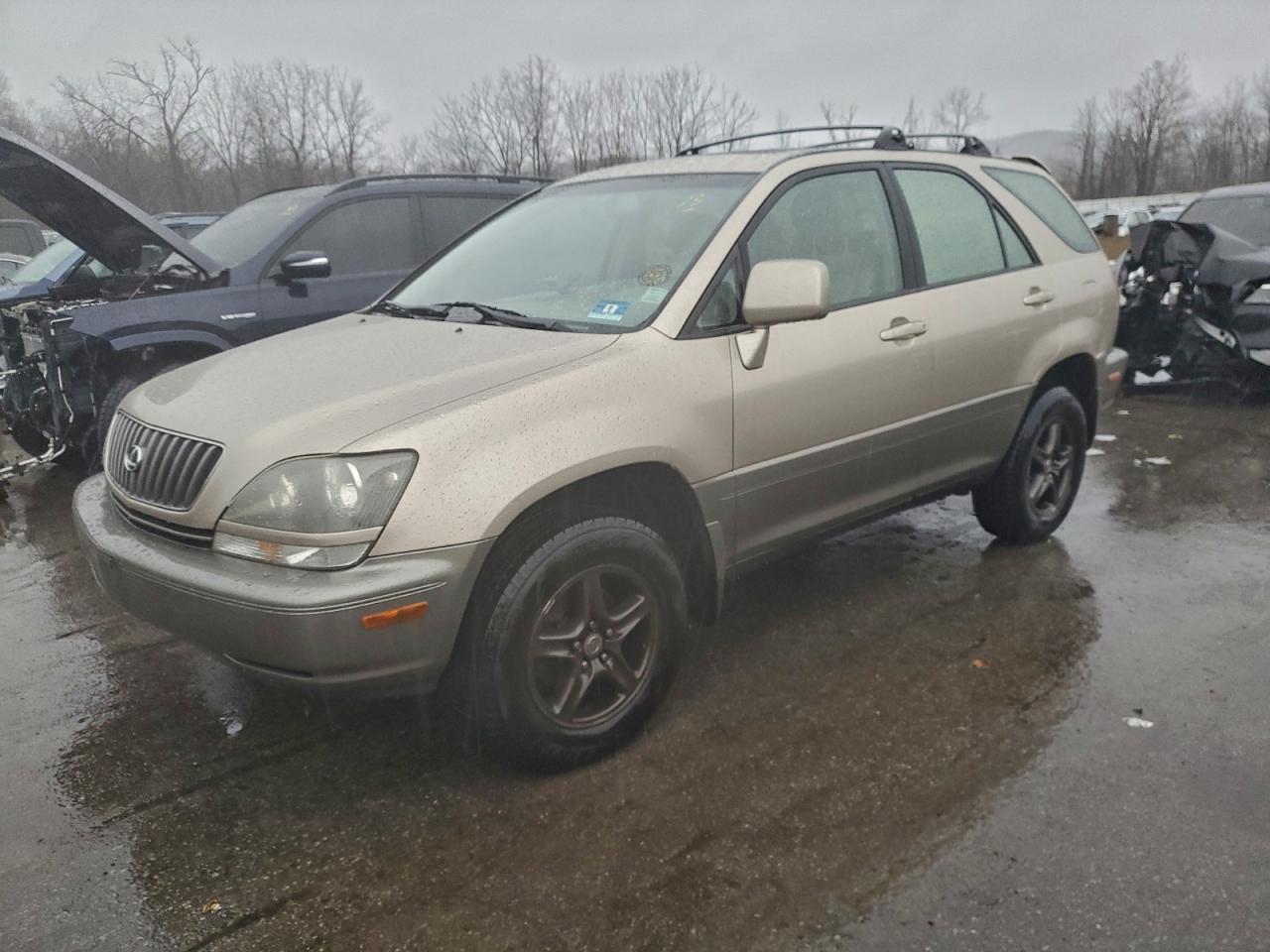 Lexus RX 300 Image 1