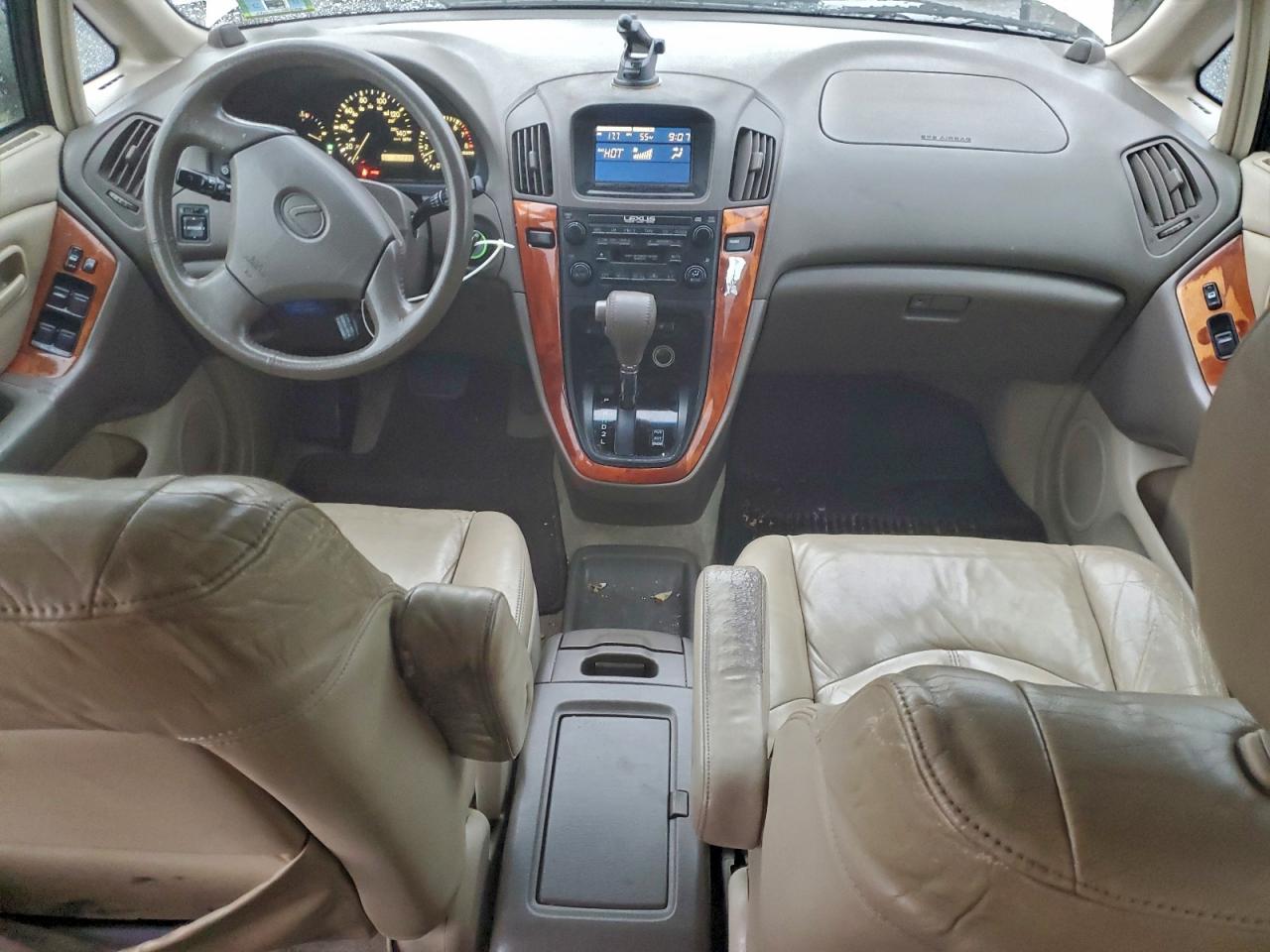 Lexus RX 300 Image 9