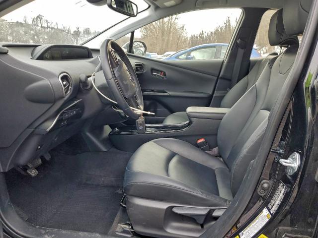 Toyota Prius Le Image 12