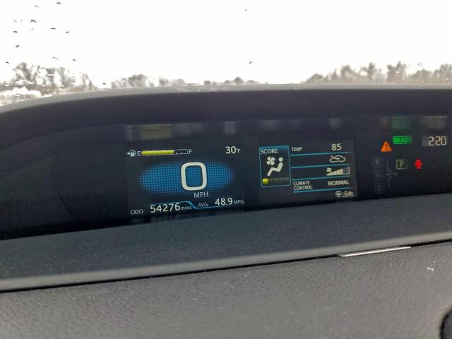 Toyota Prius Le Image 7