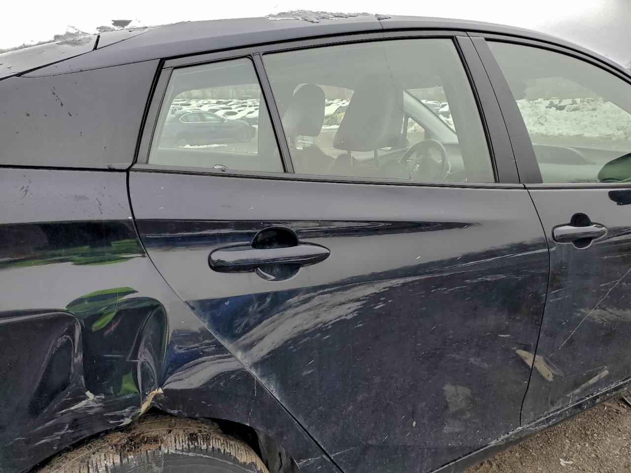 Toyota Prius Le Image 8