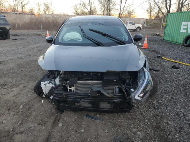 Nissan Versa Sr Image 7