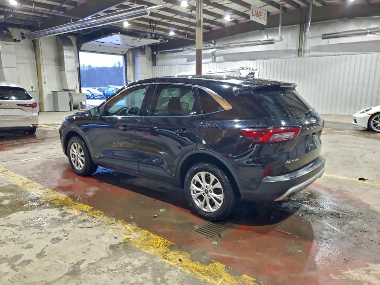 Ford Escape Active Image 5