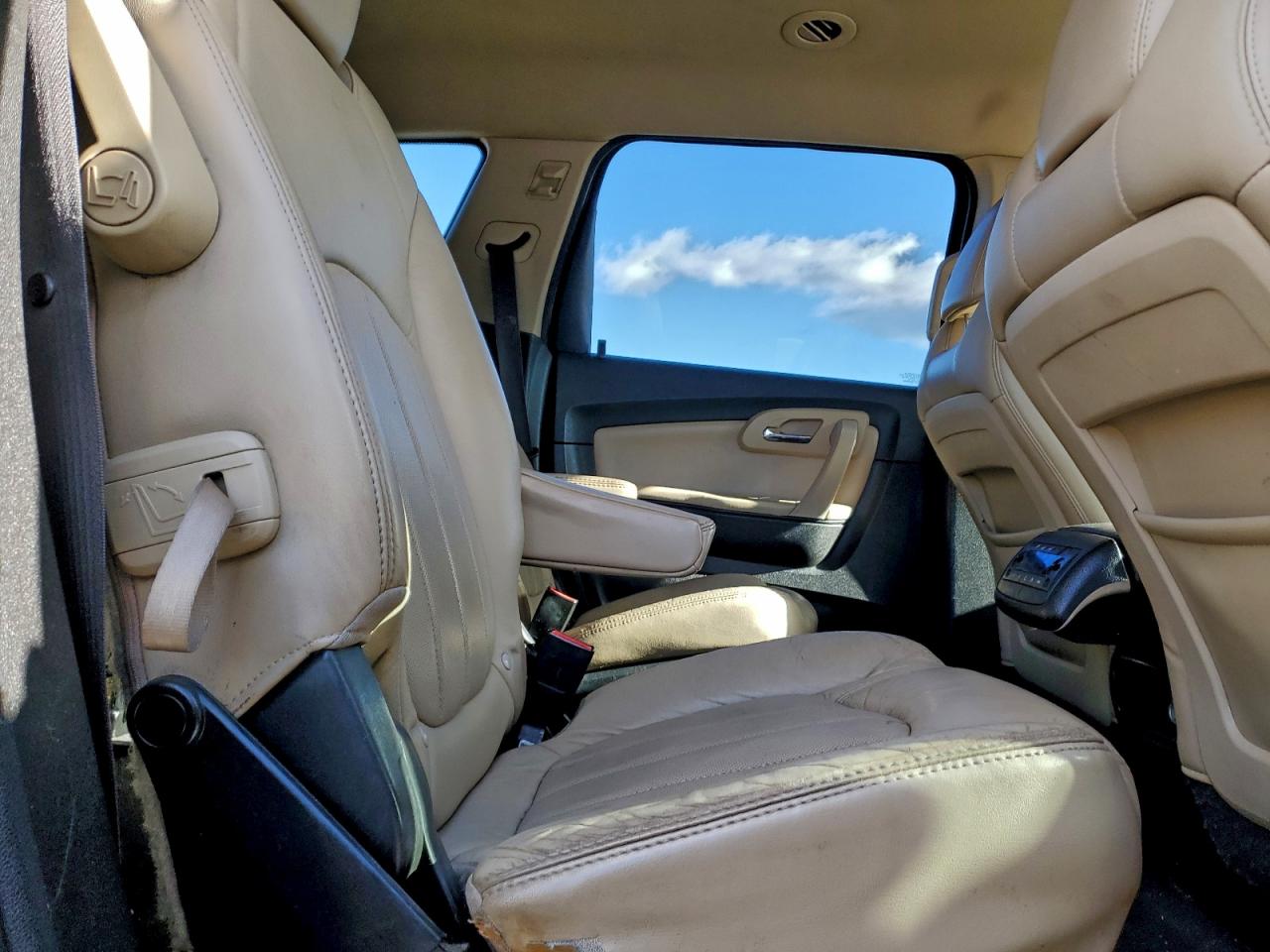 Chevrolet Traverse Ltz Image 10