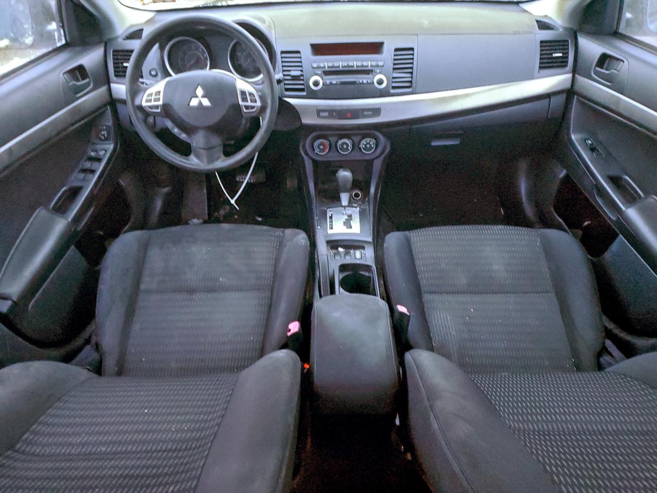 Mitsubishi Lancer Se Image 12