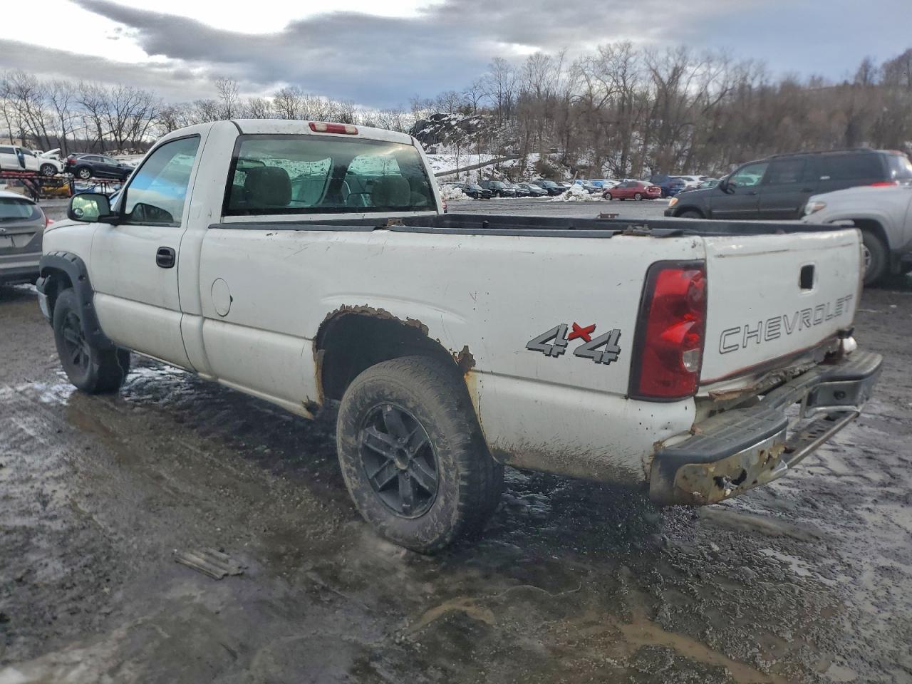 Chevrolet Silverado K1500 Image 6