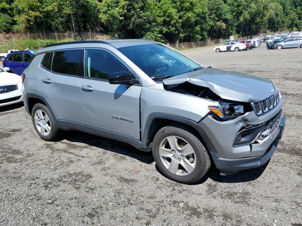 Jeep Compass Latitude Image 6