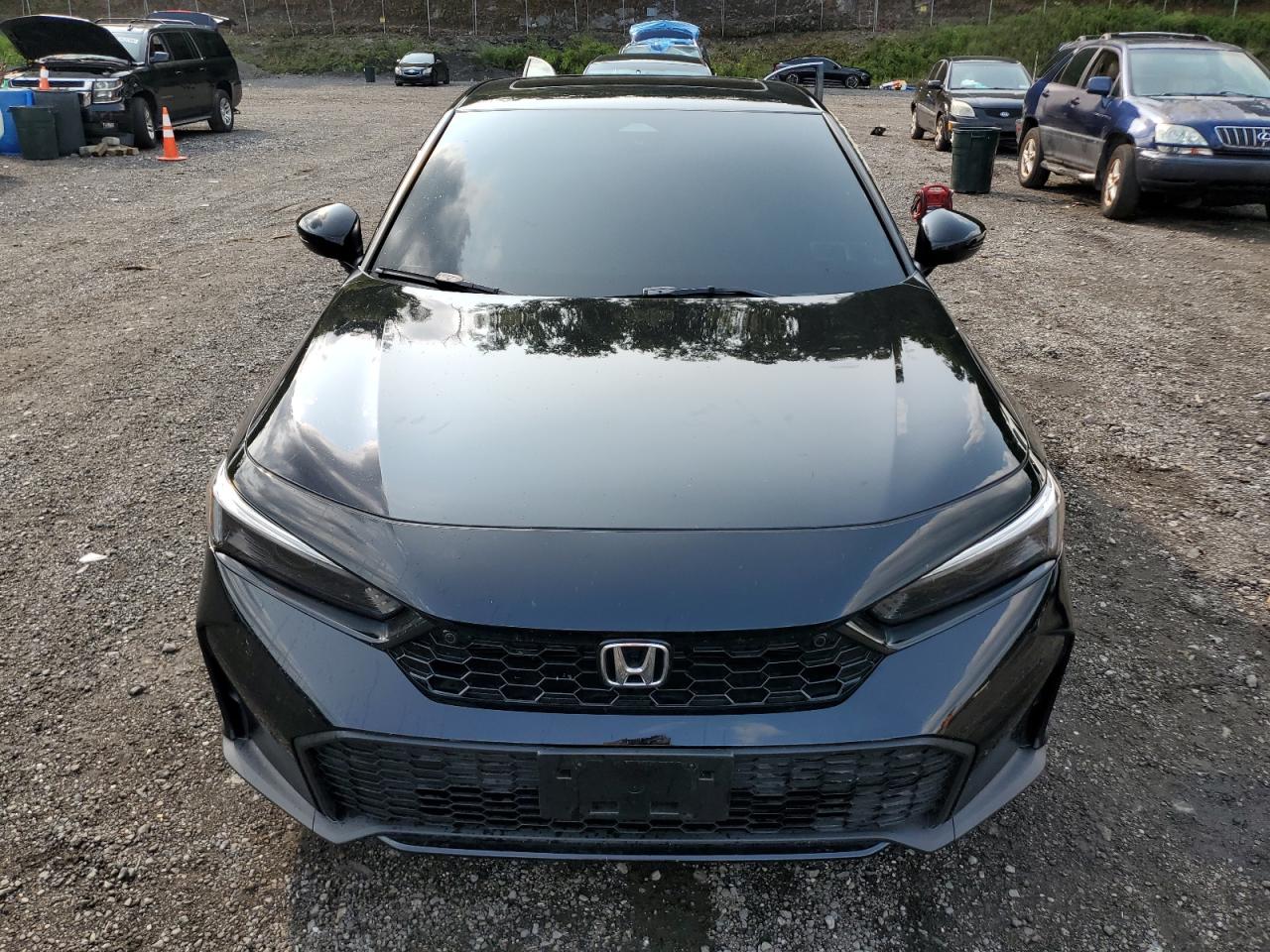 Honda Civic Sport Touring Image 2